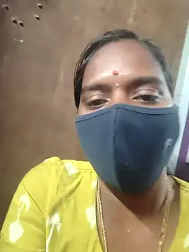 Snapshot of Tamil_Hot_Divya chatting on February 18, 2026, 5:31 pm Tamil Hot Divya online show from February 18, 2026, 5:31 pm