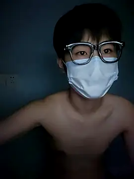 tinKKKKKKL online show from February 23, 2026, 4:37 pm