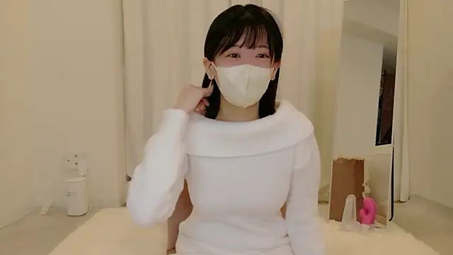 Snapshot of yuruchan_ chatting on February 19, 2026, 6:26 pm yuruchan online show from February 19, 2026, 6:26 pm