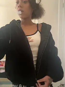 Tamiii420 online show from February 27, 2026, 3:01 pm