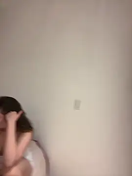 Snapshot of MARiana2619 chatting on February 19, 2026, 12:39 am MARiana2619 online show from February 19, 2026, 12:39 am