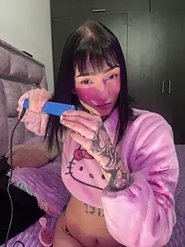 dulce-katt online show from February 23, 2026, 11:24 pm