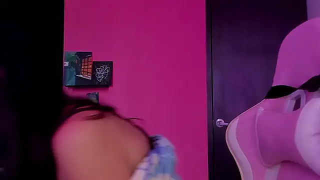 azula lillet online show from February 19, 2026, 3:41 pm