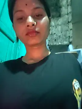 Nirasha cute online show from February 7, 2026, 5:49 pm