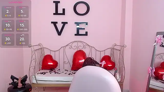 Snapshot of Choloeadams_xxx chatting on February 15, 2026, 2:08 am Choloeadams xxx online show from February 15, 2026, 2:08 am