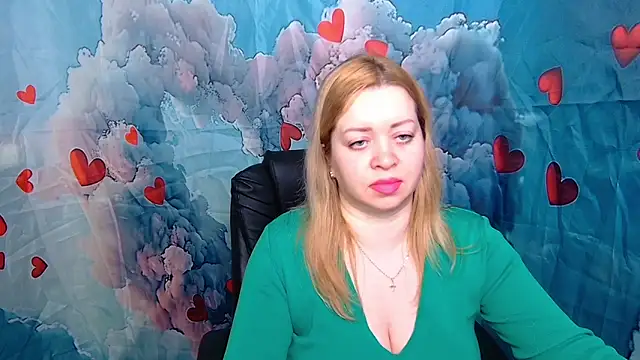 Snapshot of OliviaVerr chatting on February 12, 2026, 1:17 pm OliviaVerr online show from February 12, 2026, 1:17 pm