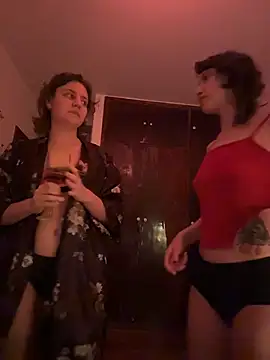 Snapshot of witchdub chatting on February 10, 2026, 1:21 am witchdub online show from February 10, 2026, 1:21 am