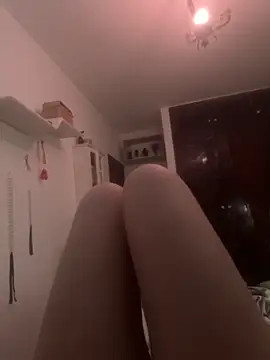 Snapshot of witchdub chatting on February 22, 2026, 6:50 pm witchdub online show from February 22, 2026, 6:50 pm