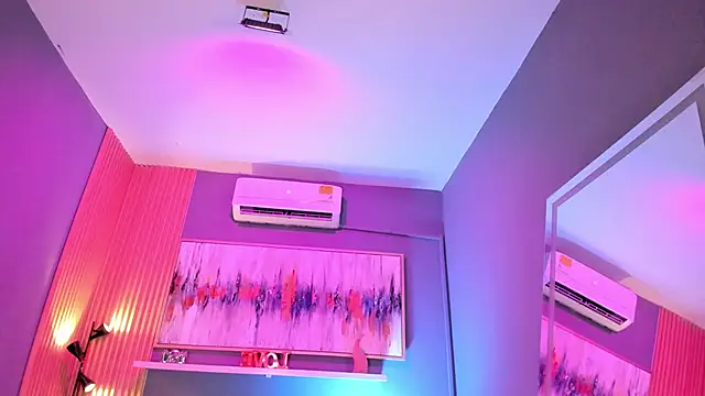 Snapshot of lilian_vergara chatting on February 10, 2026, 7:51 pm lilian vergara online show from February 10, 2026, 7:51 pm