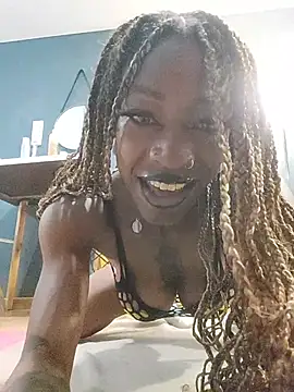 Snapshot of DaniaMarcell chatting on February 9, 2026, 1:15 pm DaniaMarcell online show from February 9, 2026, 1:15 pm