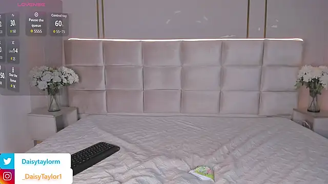 DaisyTaylor   online show from February 18, 2026, 1:40 pm