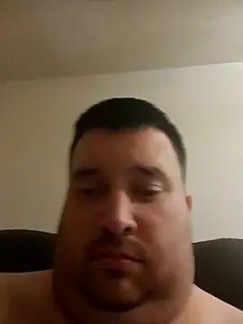 Snapshot of tacoguy1992 chatting on February 17, 2026, 4:09 am tacoguy1992 online show from February 17, 2026, 4:09 am