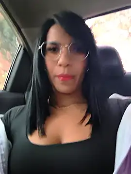 Snapshot of AntonelaVasquez chatting on March 3, 2026, 9:42 pm AntonelaVasquez online show from March 3, 2026, 9:42 pm