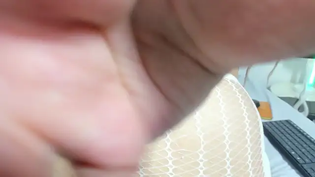 Naugthy Sara online show from February 26, 2026, 7:02 pm