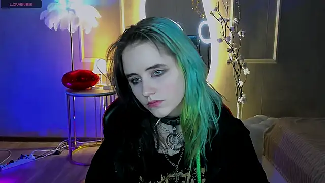 Snapshot of RubyMyst chatting on February 17, 2026, 8:37 pm RubyMyst online show from February 17, 2026, 8:37 pm