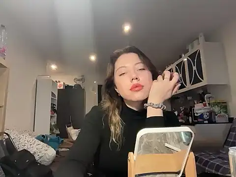 Snapshot of Luxerin chatting on March 1, 2026, 5:26 pm Luxerin online show from March 1, 2026, 5:26 pm