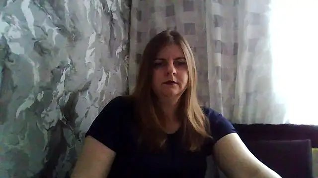 Snapshot of DarkRose0104 chatting on January 13, 2026, 7:02 am DarkRose0104 online show from January 13, 2026, 7:02 am