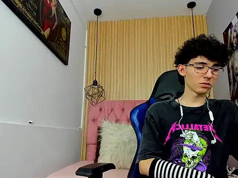 Syriussz online show from February 22, 2026, 7:23 pm