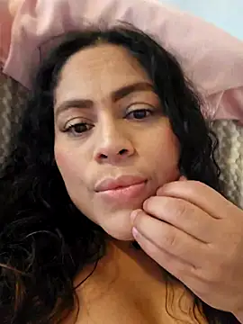 Snapshot of _Zhamira chatting on March 2, 2026, 3:08 pm Zhamira online show from March 2, 2026, 3:08 pm