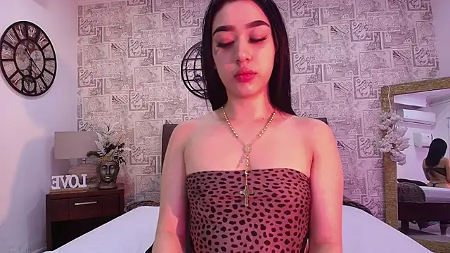 Snapshot of emily_clarkk_ chatting on January 16, 2026, 8:02 pm emily clarkk online show from January 16, 2026, 8:02 pm