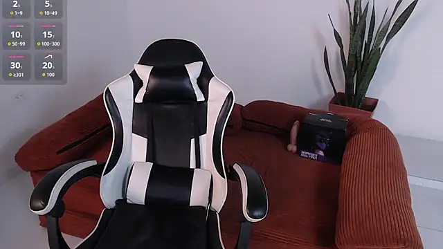 DarrenColleen online show from February 19, 2026, 9:00 pm