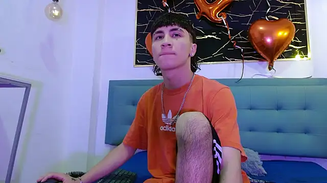 XanderGrey8 online show from February 17, 2026, 7:20 pm