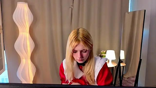 JuanaSumma online show from February 10, 2026, 6:17 am