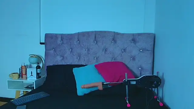 Snapshot of Ethan_Briggs_ chatting on February 19, 2026, 3:46 am Ethan Briggs online show from February 19, 2026, 3:46 am