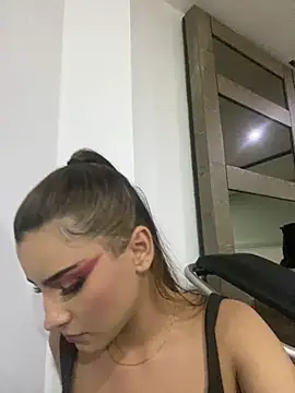 Snapshot of ivy-777 chatting on February 14, 2026, 1:02 am ivy-777 online show from February 14, 2026, 1:02 am