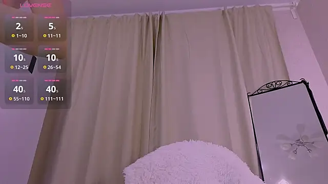 Snapshot of Tiny_Emmy chatting on February 10, 2026, 4:38 am Tiny Emmy online show from February 10, 2026, 4:38 am