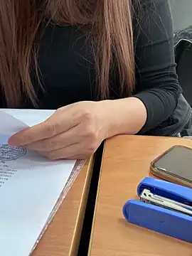 Donna9696 online show from February 3, 2026, 6:11 am