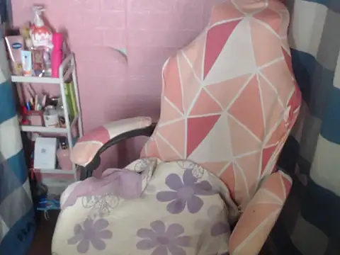 SeductivelyJerlyxxx online show from February 17, 2026, 1:18 pm