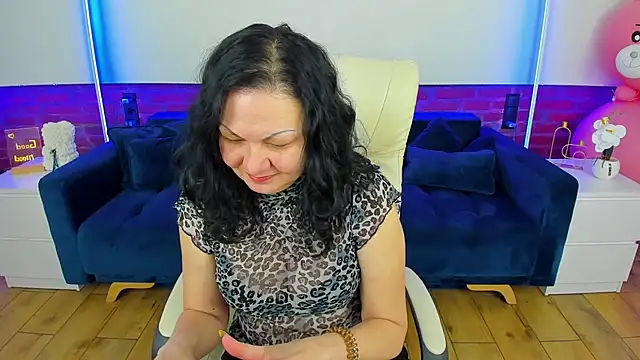 IrissMoon online show from January 19, 2026, 6:50 am