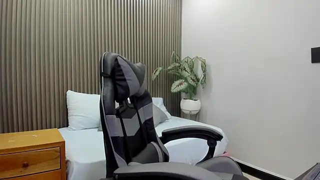 mila pinkett online show from February 25, 2026, 7:12 pm