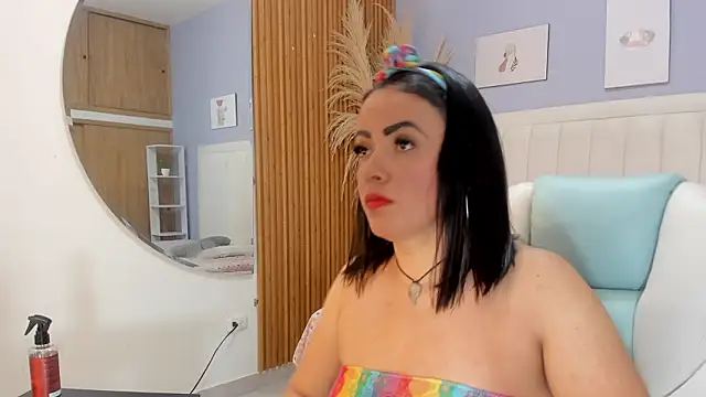 Snapshot of helen_jonesx chatting on February 20, 2026, 12:27 pm helen jonesx online show from February 20, 2026, 12:27 pm