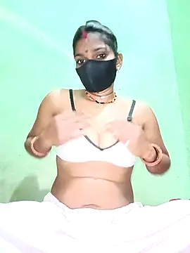 Snapshot of Cute__tanu chatting on February 4, 2026, 8:53 am Cute tanu online show from February 4, 2026, 8:53 am