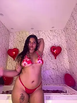 Snapshot of Fatima_senghor chatting on February 12, 2026, 8:59 pm Fatima senghor online show from February 12, 2026, 8:59 pm