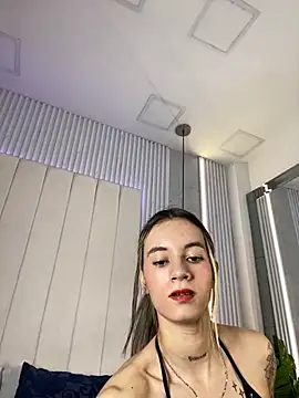 Snapshot of JuliaColemann chatting on February 10, 2026, 12:20 pm JuliaColemann online show from February 10, 2026, 12:20 pm