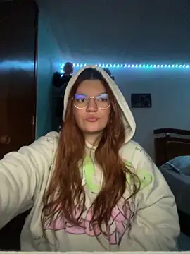 Snapshot of Vixroy7 chatting on February 13, 2026, 11:12 pm Vixroy7 online show from February 13, 2026, 11:12 pm