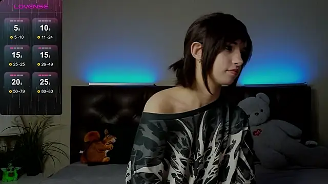 m Suika m online show from February 8, 2026, 3:04 pm