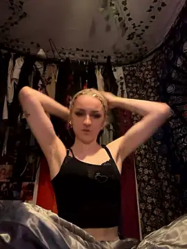 bambibabyy online show from January 18, 2026, 4:00 pm