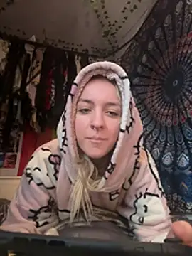 bambibabyy online show from January 19, 2026, 12:31 pm