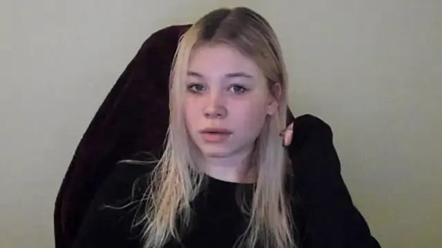 Snapshot of Lulu_Di chatting on February 12, 2026, 12:16 am Lulu Di online show from February 12, 2026, 12:16 am