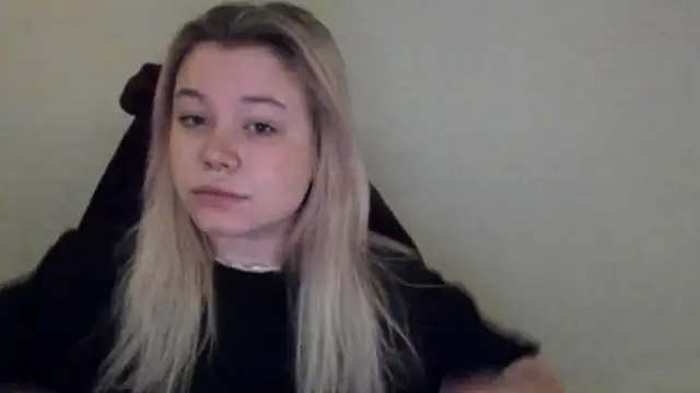 Snapshot of Lulu_Di chatting on February 17, 2026, 12:18 am Lulu Di online show from February 17, 2026, 12:18 am