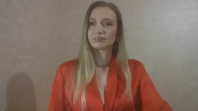 Snapshot of AureliaStar450 chatting on February 25, 2026, 12:42 am AureliaStar450 online show from February 25, 2026, 12:42 am