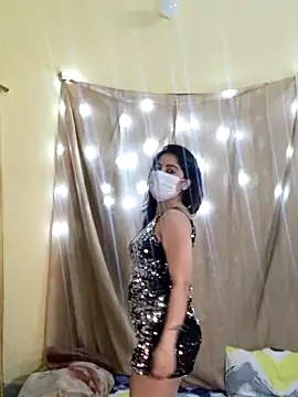 Snapshot of NEERU-STRIP chatting on February 4, 2026, 7:31 pm NEERU-STRIP online show from February 4, 2026, 7:31 pm