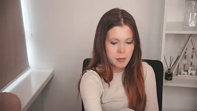 MarnieWootan online show from February 8, 2026, 5:11 am