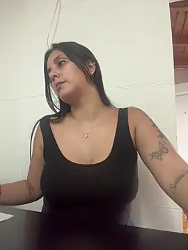 Snapshot of Jimena_luvv chatting on February 11, 2026, 6:13 pm Jimena luvv online show from February 11, 2026, 6:13 pm