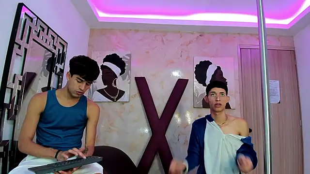 Snapshot of PRETTY_COCK1 chatting on February 11, 2026, 7:13 am PRETTY COCK1 online show from February 11, 2026, 7:13 am