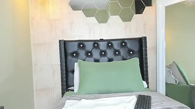 gemma-rios online show from February 22, 2026, 7:45 pm